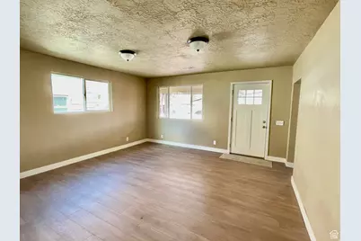 255 W Main St, Mount Pleasant, UT 84647 - Photo 8