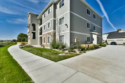 241 W Ridge Rd, Saratoga Springs, UT 84045 - Photo 1