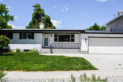 209 E 300 N, Smithfield, UT 84335 - Photo 2