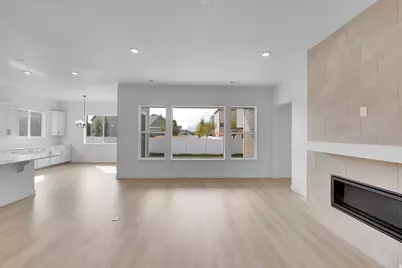 243 E Polaris Dr #106, Saratoga Springs, UT 84045 - Photo 4