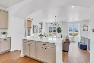 10937 S Lake Run Rd W, South Jordan, UT 84009 - Photo 4