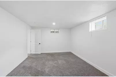 1016 N Monroe Blvd W, Ogden, UT 84404 - Photo 24