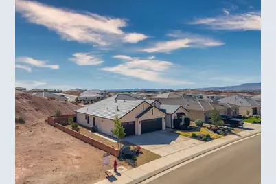 5949 S White Trails Dr E, Saint George, UT 84790 - Photo 4