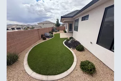 5949 S White Trails Dr E, Saint George, UT 84790 - Photo 34