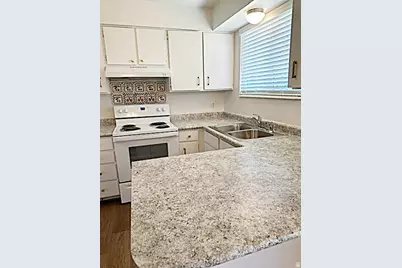 5503 S Westside Cir W, Kearns, UT 84118 - Photo 6