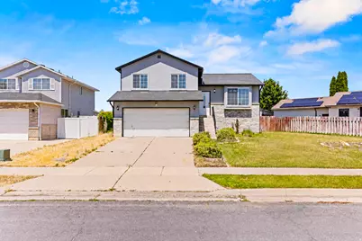 4062 W 5950 S, Roy, UT 84067 - Photo 2