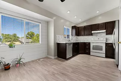 4062 W 5950 S, Roy, UT 84067 - Photo 8