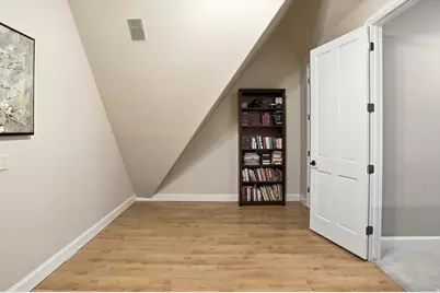 963 E Old English Rd, Draper, UT 84020 - Photo 42