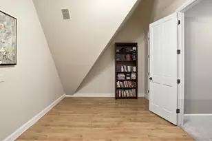 963 E Old English Rd, Draper, UT 84020 - Photo 42