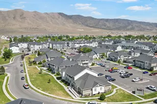 1754 E Skyline Dr, Eagle Mountain, UT 84005 - Photo 34