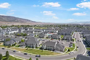 1754 E Skyline Dr, Eagle Mountain, UT 84005 - Photo 34