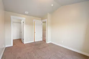 1754 E Skyline Dr, Eagle Mountain, UT 84005 - Photo 16