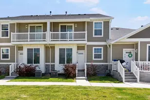 1754 E Skyline Dr, Eagle Mountain, UT 84005 - Photo 2