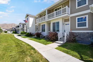 1754 E Skyline Dr, Eagle Mountain, UT 84005 - Photo 30