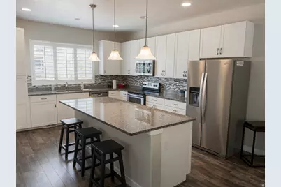 7706 S Founders Point Ln, Midvale, UT 84047 - Photo 1