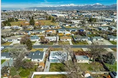 27 W Valley Dr, Murray, UT 84107 - Photo 36