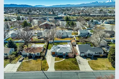 27 W Valley Dr, Murray, UT 84107 - Photo 32