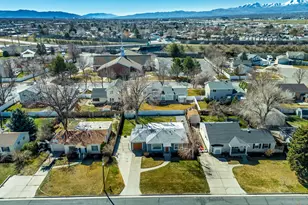 27 W Valley Dr, Murray, UT 84107 - Photo 32