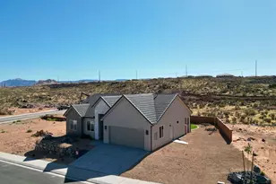 372 N 2830 W, Hurricane, UT 84737 - Photo 2