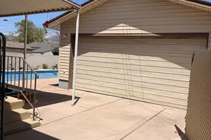 4368 S 225 E, Washington Terrace, UT 84405 - Photo 6