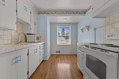1571 E Lake St S, Ogden, UT 84401 - Photo 4