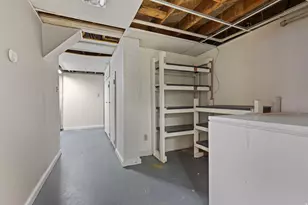 1571 E Lake St S, Ogden, UT 84401 - Photo 12
