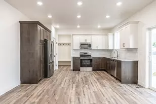 186 E 625 S, Hyde Park, UT 84318 - Photo 8