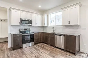 186 E 625 S, Hyde Park, UT 84318 - Photo 8