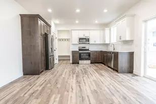 186 E 625 S, Hyde Park, UT 84318 - Photo 6