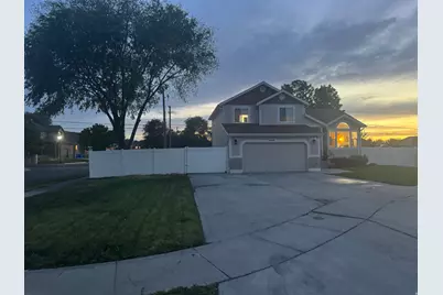 11860 S Alysum Cir, Riverton, UT 84065 - Photo 8
