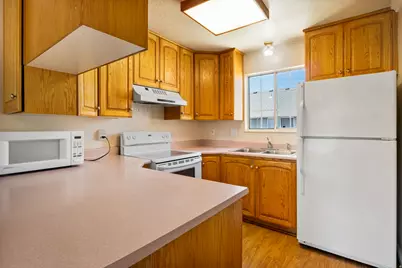 475 N 300 W #10, Provo, UT 84601 - Photo 18