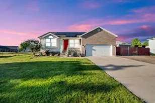 918 W 1600 N, Harrisville, UT 84404 - Photo 1