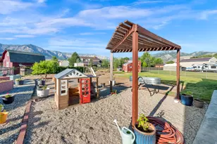 918 W 1600 N, Harrisville, UT 84404 - Photo 28