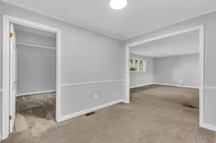2220 E Murray Holladay Rd, Holladay, UT 84117 - Photo 14
