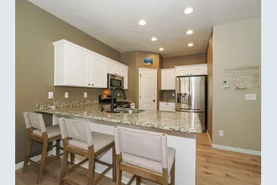 948 W Village Bend Ln S, Midvale, UT 84047 - Photo 12