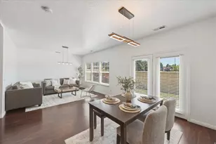 775 W Club Oaks Dr S, Sandy, UT 84070 - Photo 6