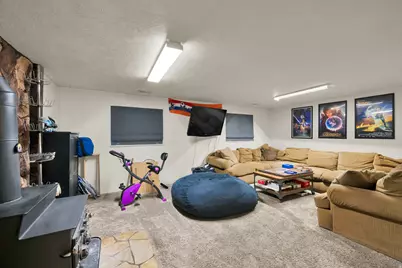 2902 N 725 W, Layton, UT 84041 - Photo 16