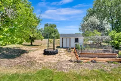 2902 N 725 W, Layton, UT 84041 - Photo 30