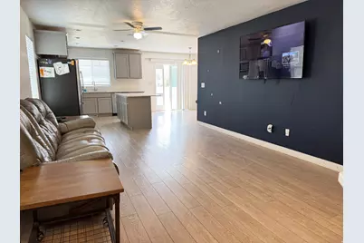 7687 W Mount Elinor Rd, Magna, UT 84044 - Photo 10