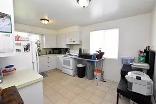 290 W 600 N, Logan, UT 84321 - Photo 28