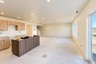 1077 N Summit View Dr W, Harrisville, UT 84404 - Photo 2