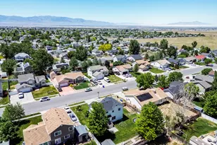 894 N 1380 E, Tooele, UT 84074 - Photo 44