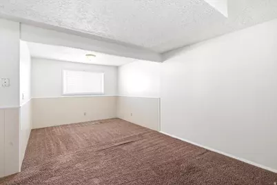 2224 S 100 W, Clearfield, UT 84015 - Photo 20