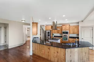 1596 E Millbrook Way S, Bountiful, UT 84010 - Photo 12
