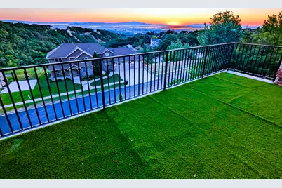 1596 E Millbrook Way S, Bountiful, UT 84010 - Photo 4
