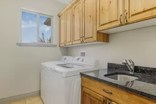 1596 E Millbrook Way S, Bountiful, UT 84010 - Photo 24