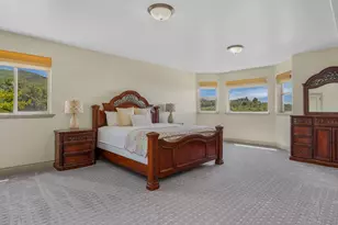 1596 E Millbrook Way S, Bountiful, UT 84010 - Photo 16