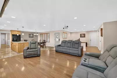 563 E 350 N, Bountiful, UT 84010 - Photo 6