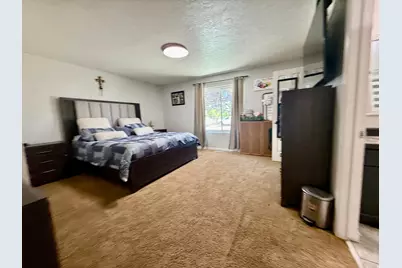 575 N 2300 W, Vernal, UT 84078 - Photo 18