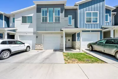 382 E 1850 N #5, North Ogden, UT 84414 - Photo 2